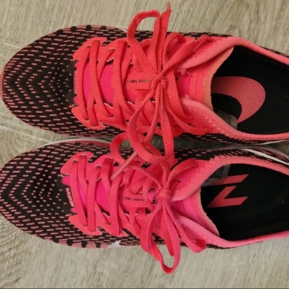 Nike Pegasus 2 Running Shoe - Picture 5 of 6